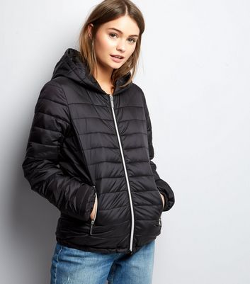 black thin jacket with hood