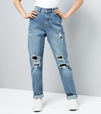 mom jeans with fishnets