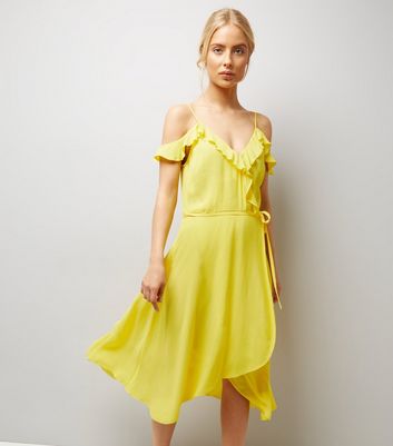 Wrap Dresses | Women's Wrap Around Dresses | New Look