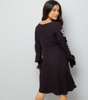 Maternity Black Floral Embroidered Balloon Sleeve Dress New Look