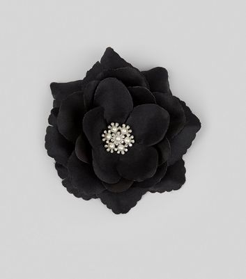 black flower accessories