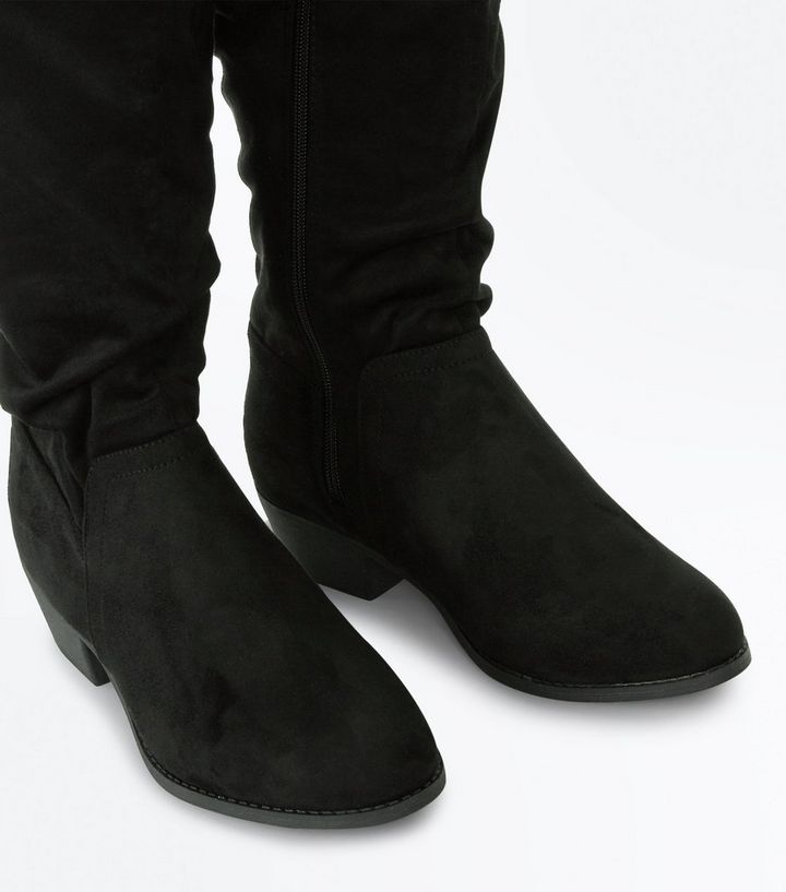 Wide Fit Kniehohe Wildlederimitat Stiefel Mit Weitem Schaft In Schwarz New Look