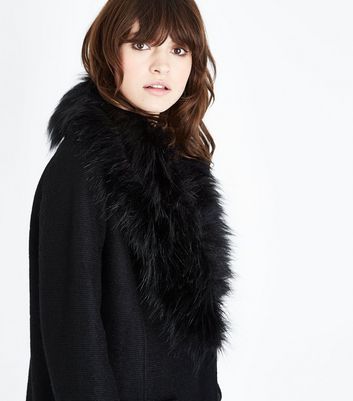 black fur coat collar