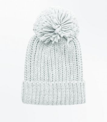 pale grey hat