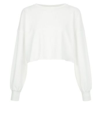 white balloon sleeve sweater