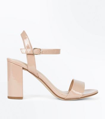 nude flat sandals