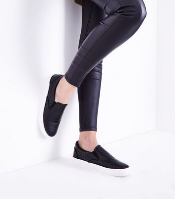 Baskets slip ons noires effet croco New Look