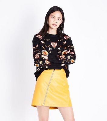 Black Floral Embroidered Jumper | New Look