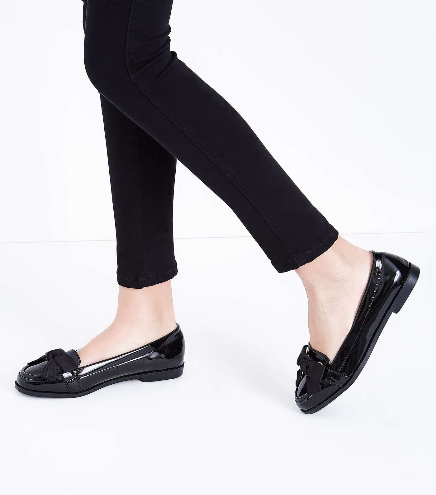 Girls Black Patent Bow Front Loafers Image 3