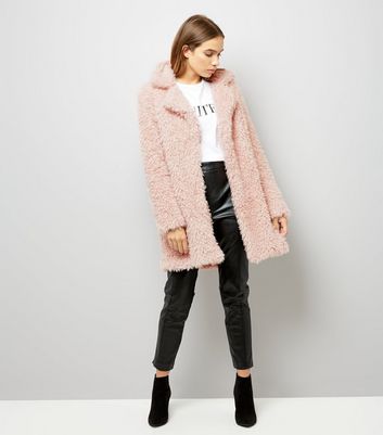 manteau fourrure rose