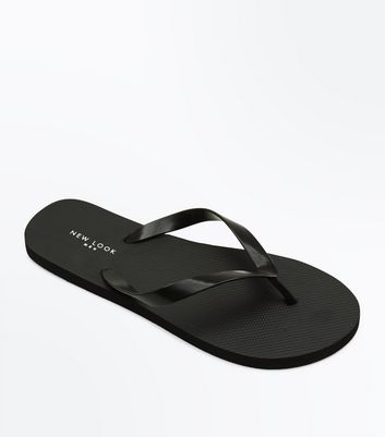 new look black flip flops