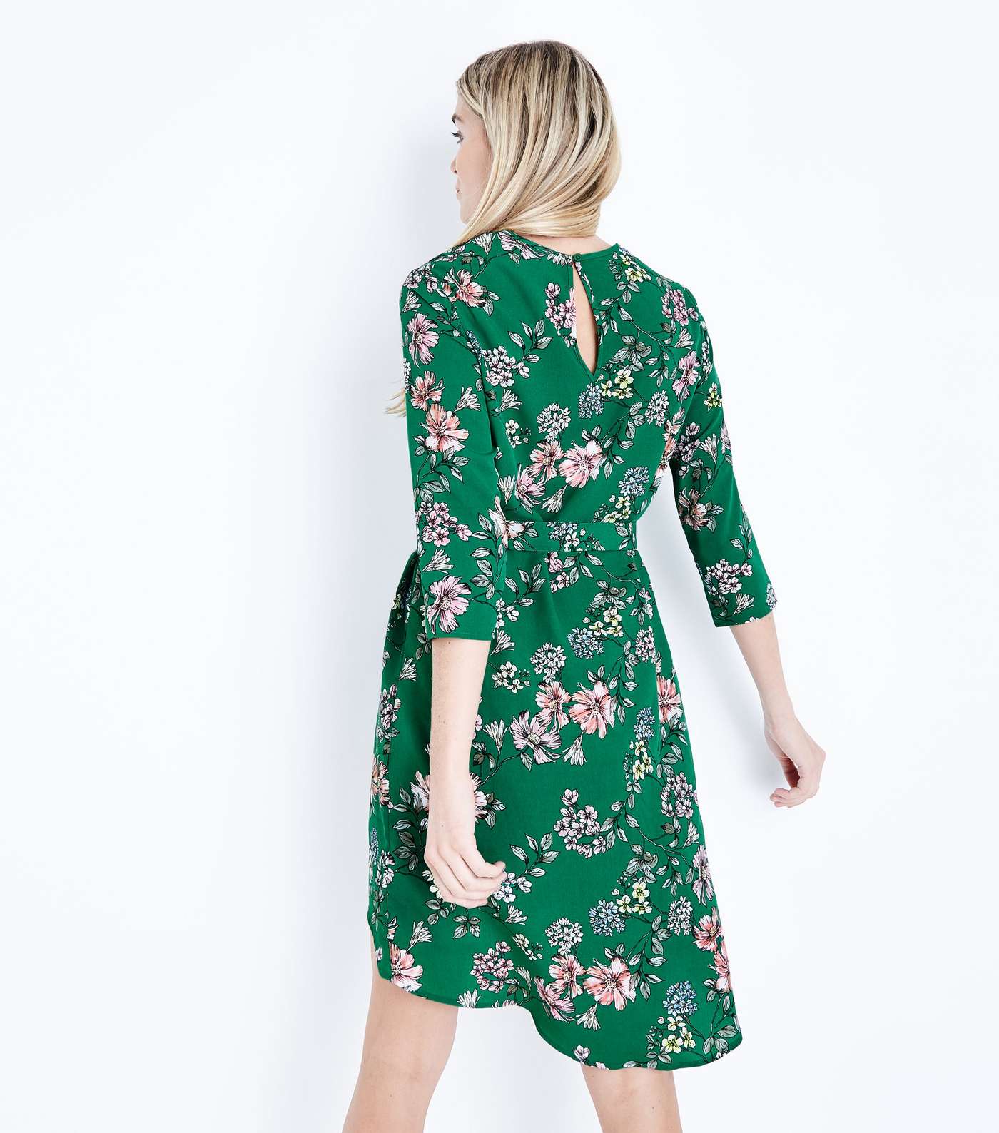 Green Floral Print Dip Hem Crepe Dress  Image 3