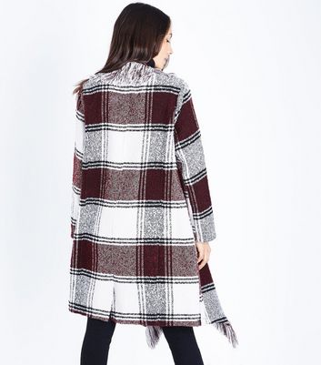 langer mantel mit wasserfallkragen