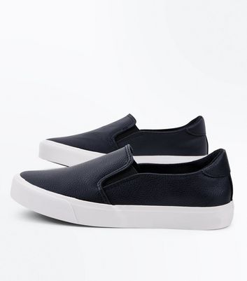 Girls black hot sale slip on sneakers