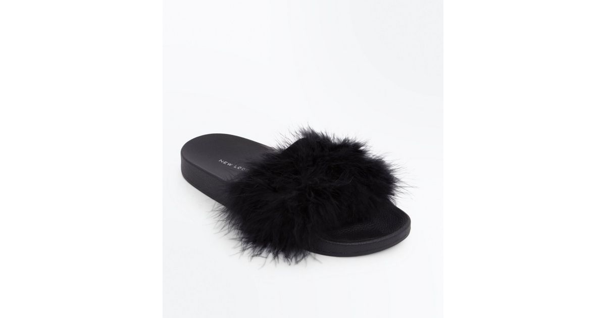 Black Feather Strap Sliders | New Look