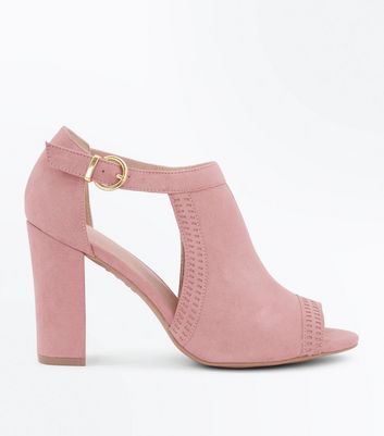 Pink peep hotsell toe pumps