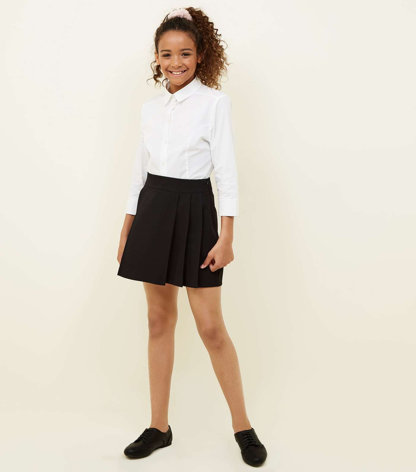 Girls Black Pleated School Skirt Image 2