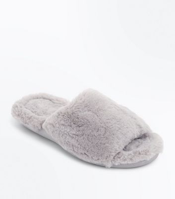 womens slippers new look