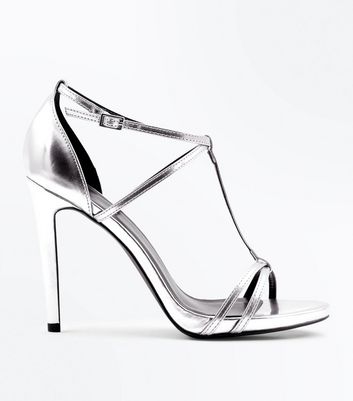 Silver t bar discount sandals