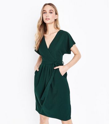 Green Dresses | Lime, Emerald & Khaki Shades | New Look