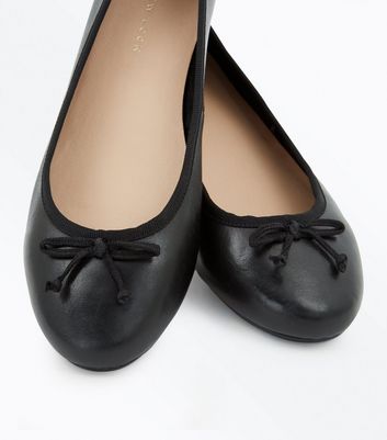 wide fit black leather pumps