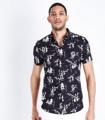 muscle fit floral shirt