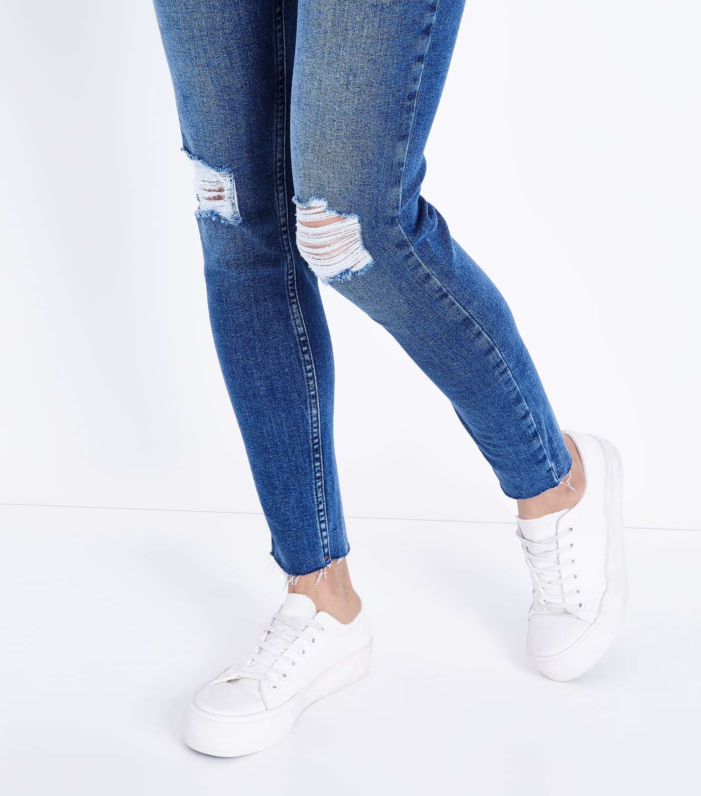 Maternity Blue Mid Wash Ripped Over Bump Skinny Jeans Image 5