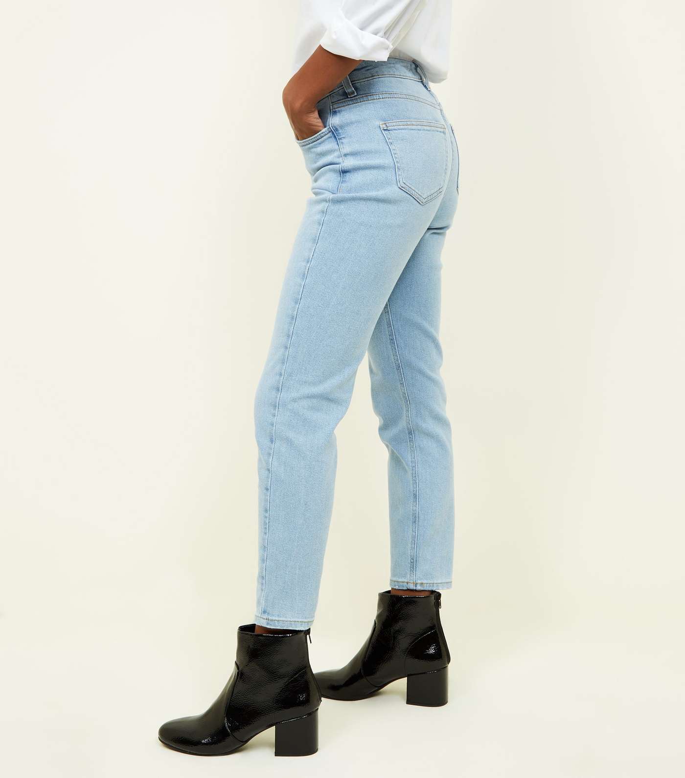 Pale Blue Relaxed Skinny Leyla Jeans Image 5