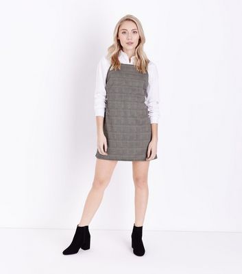 check print pinafore dress