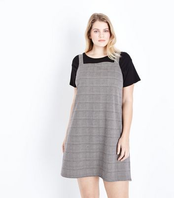 new look curve pinafore dress