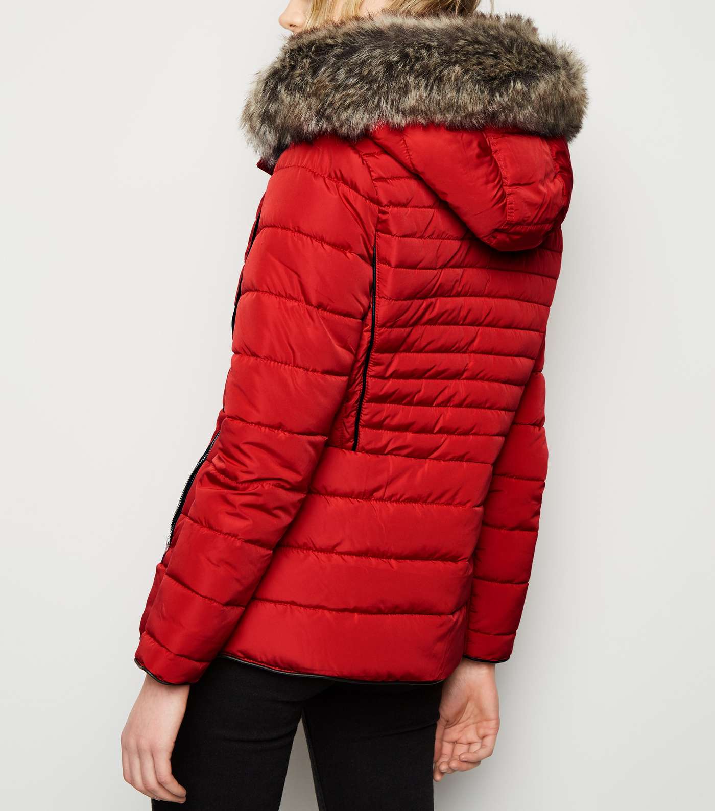 Red Faux Fur Trim Hooded Puffer Jacket Image 3