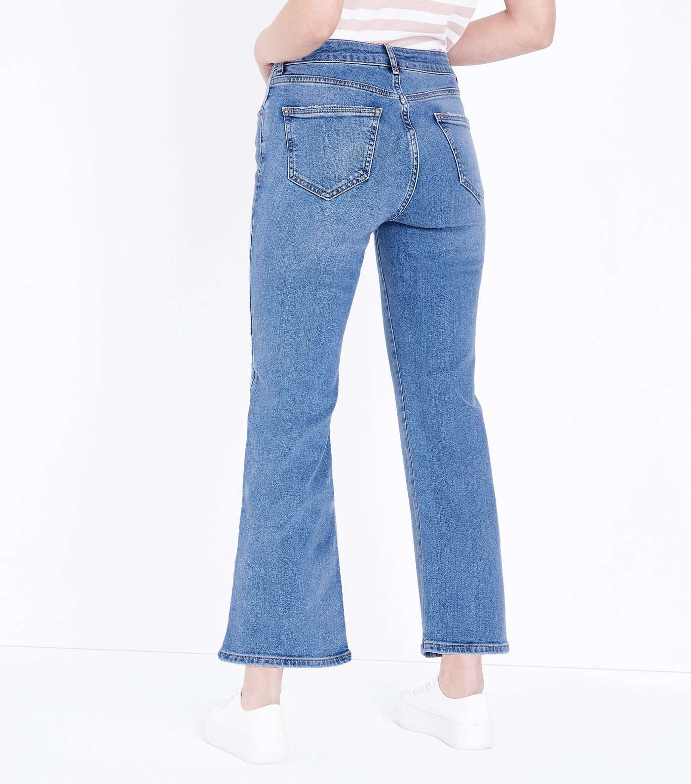 Petite Blue Cropped Kick Flare Jeans Image 3
