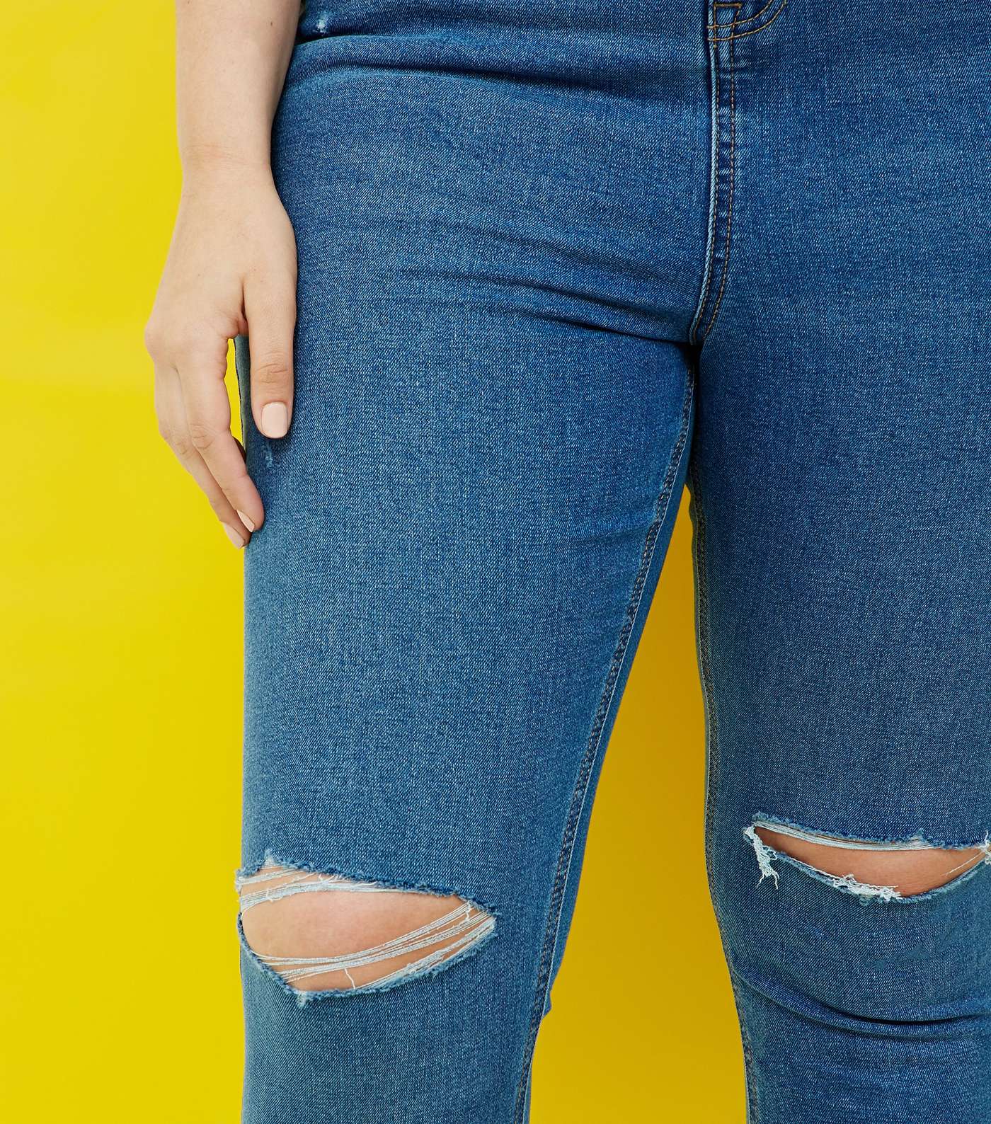 Curves Blue Ripped Knee Skinny Jeans Image 5