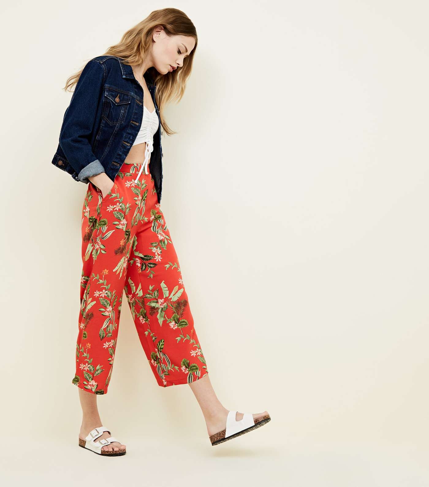 Red Tropical Cropped Trousers 