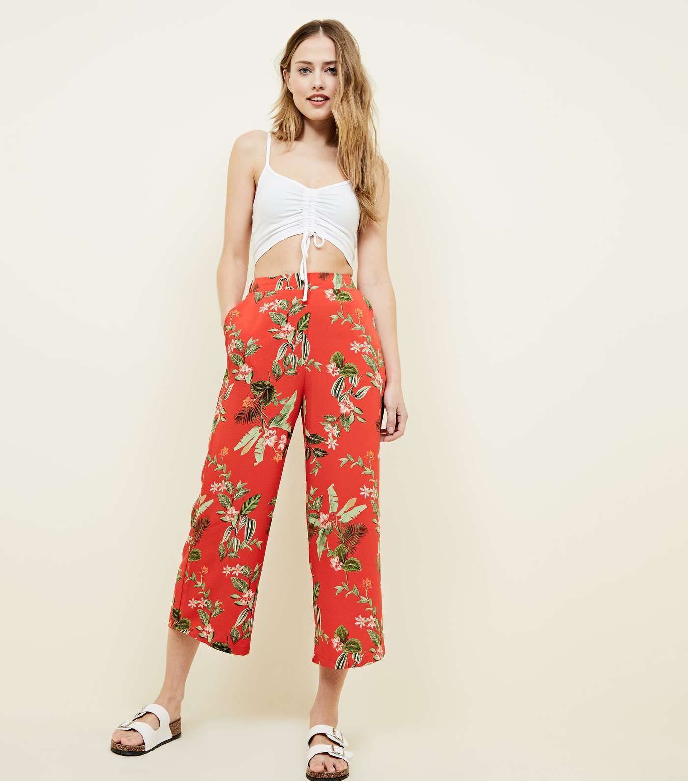 Red Tropical Cropped Trousers  Image 5