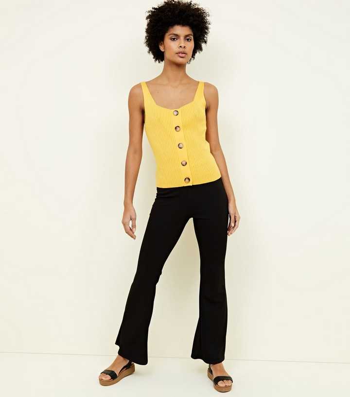 Ribbed Button-Front Vest