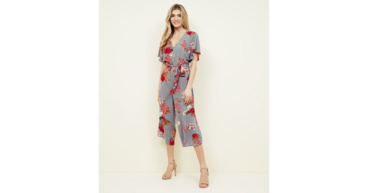 Cameo Rose Light Grey Floral Zip Front Jumpsuit | New Look