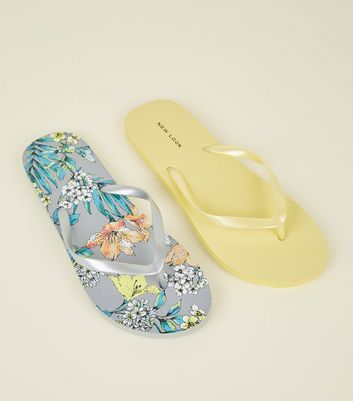 new look flip flops