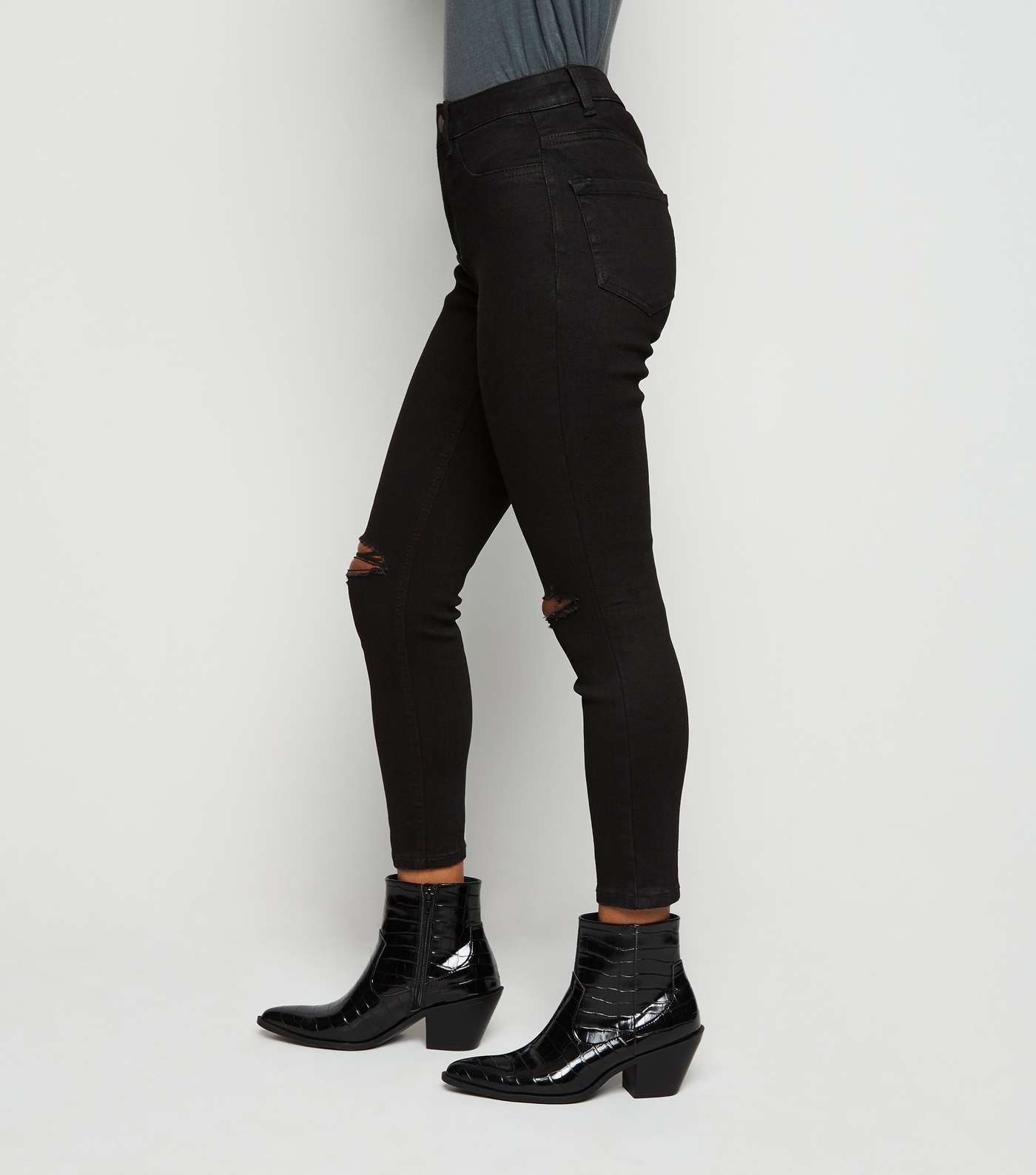 Petite Short Leg Black Ripped Jenna Skinny Jeans  Image 5