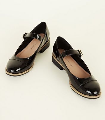 ladies black patent shoes