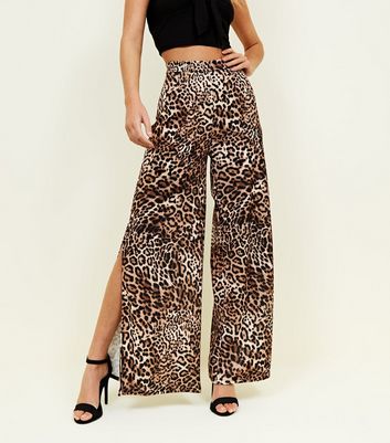Wide leg leopard print trousers Clearance