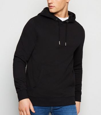 black hoodie without pocket