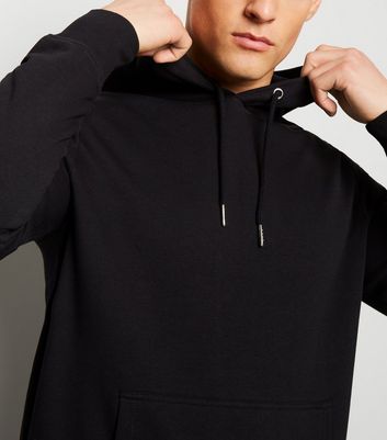 black hooded sweatshirts