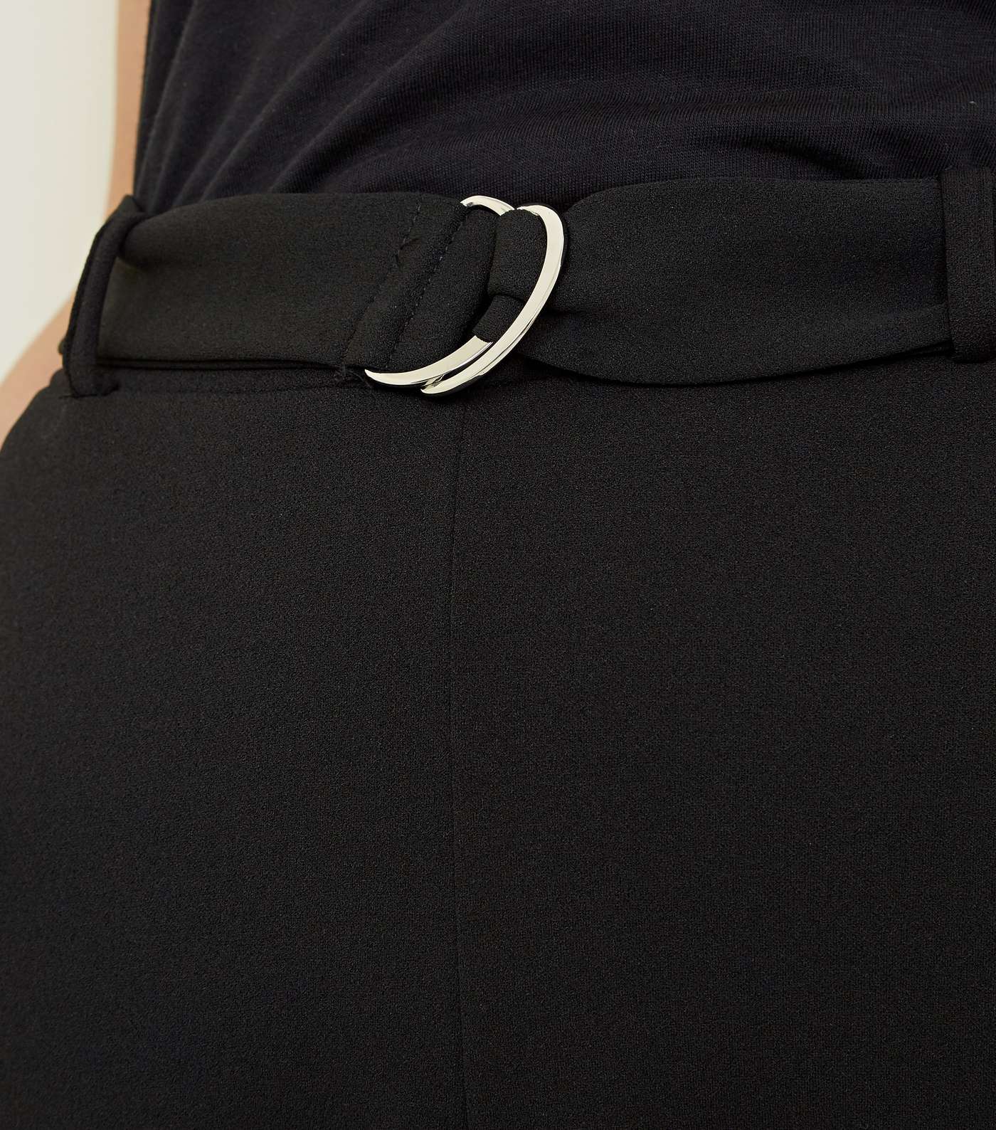 Black D-Ring Belt Cropped Trousers Image 5