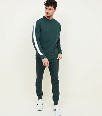 sweatshirt with joggers