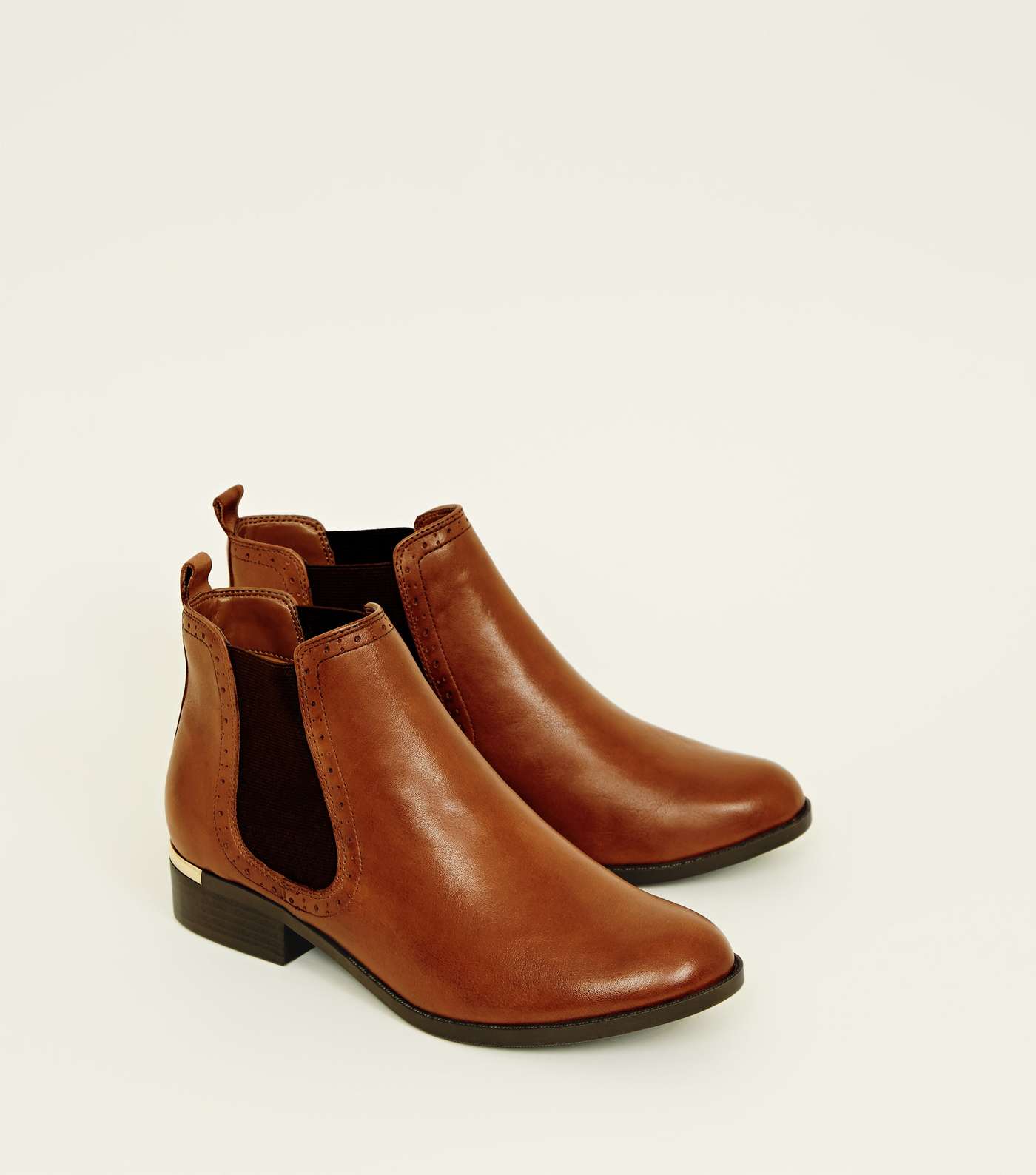 Tan Leather Metal Trim Brogue Chelsea Boots Image 3