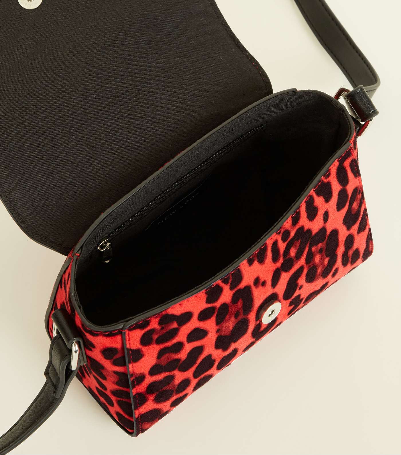 Red Leopard Print Cross Body Bag Image 5