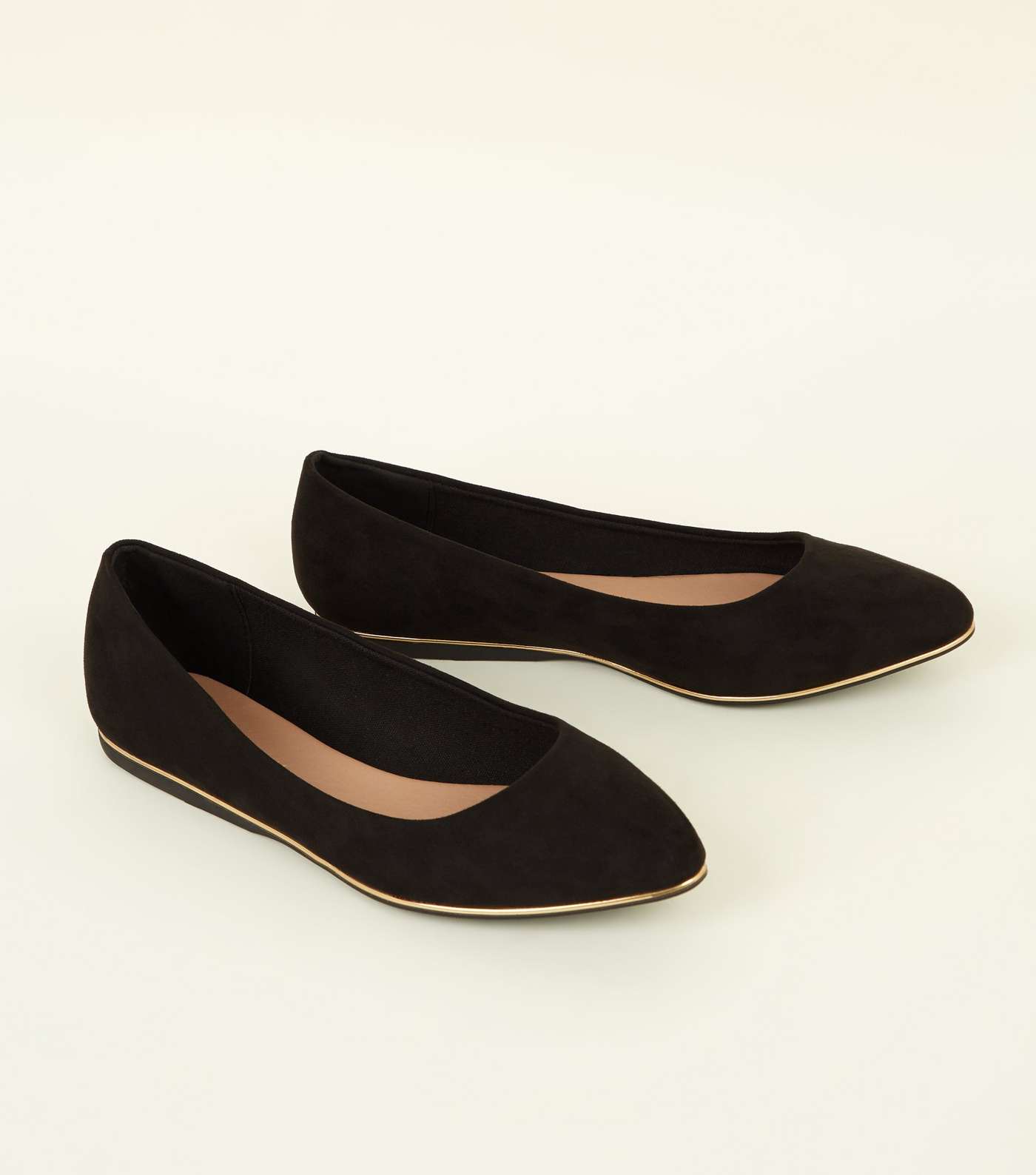 Wide Fit Black Piped Edge Pointed Pumps Image 3