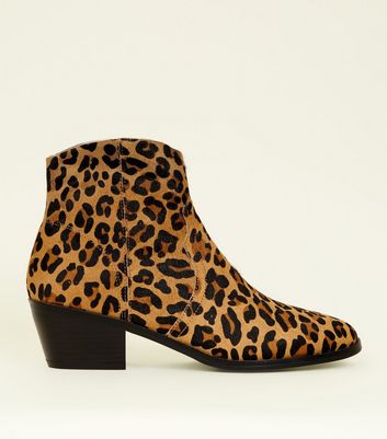boots with animal print