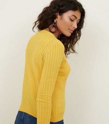 Mustard cardigan new on sale look